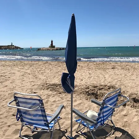 Casa Nautica Del Puerto *